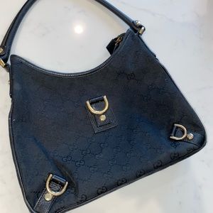 Authentic shoulder gucci bag